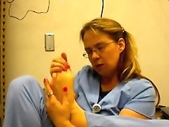 Real Nurse Sucks Toes In Hospital Closet